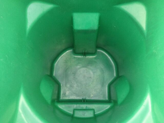 Curbside bin after Britebin cleaning