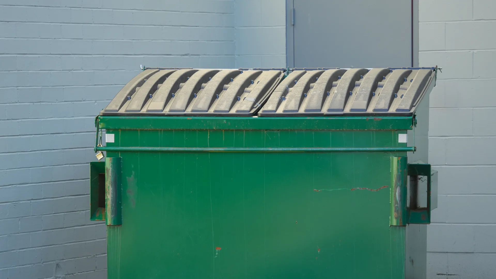 Clean commercial waste area supporting tenants and customers